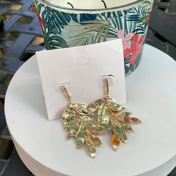 Zara Gold Leaf Drop Earrings - Picture 10 of 11